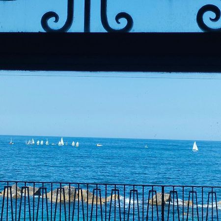 سيراكوزا Levante Seaview Apartment المظهر الخارجي الصورة